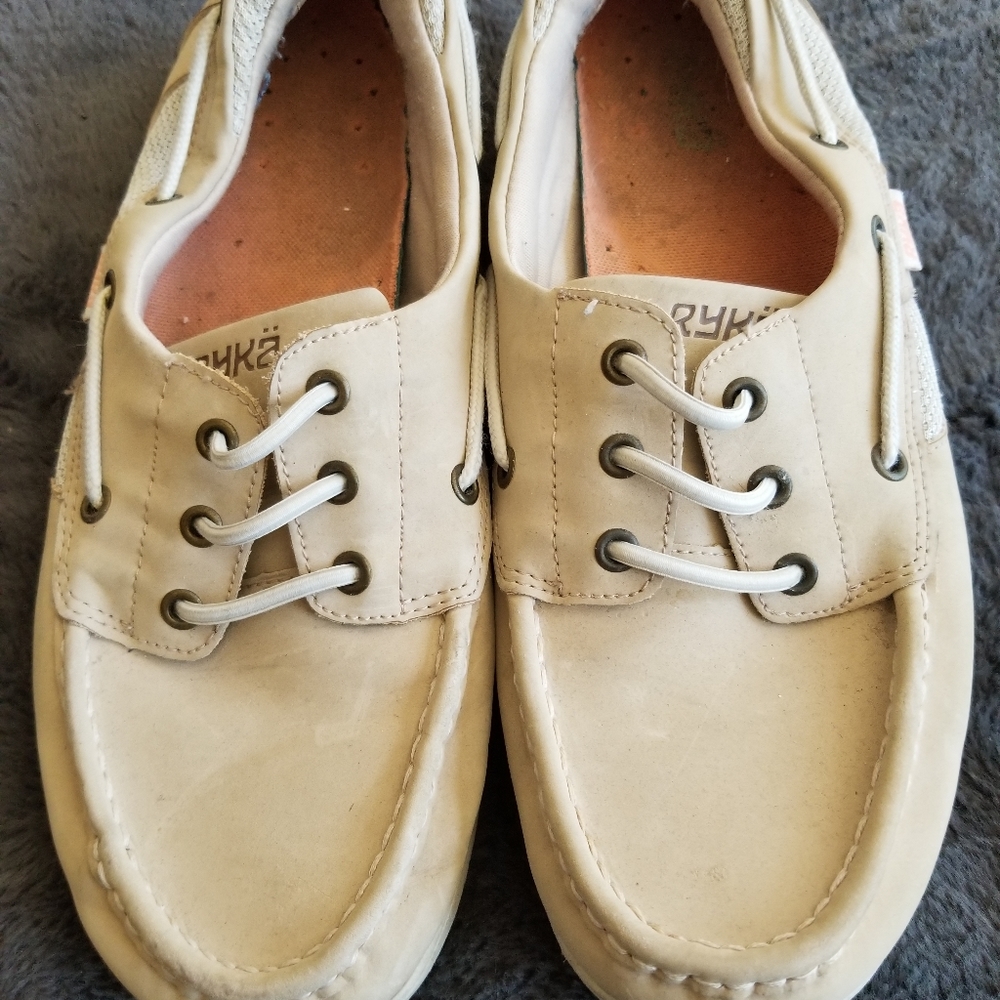 RYKA LEATHER boat shoes.  Tan size 8.5